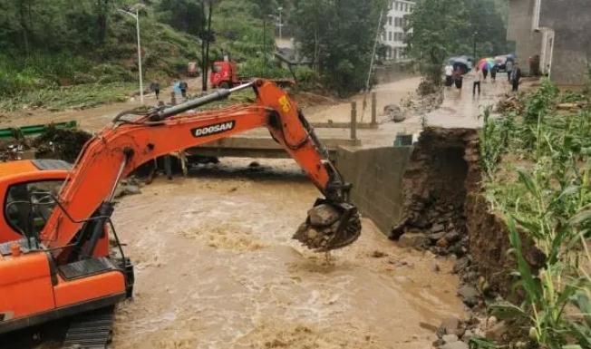 新一輪暴雨來襲，多地加強(qiáng)防汛搶險救災(zāi)